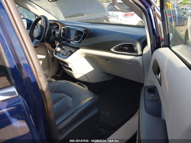 2C4RC1BG5KR566937 Chrysler Pacifica Touring L