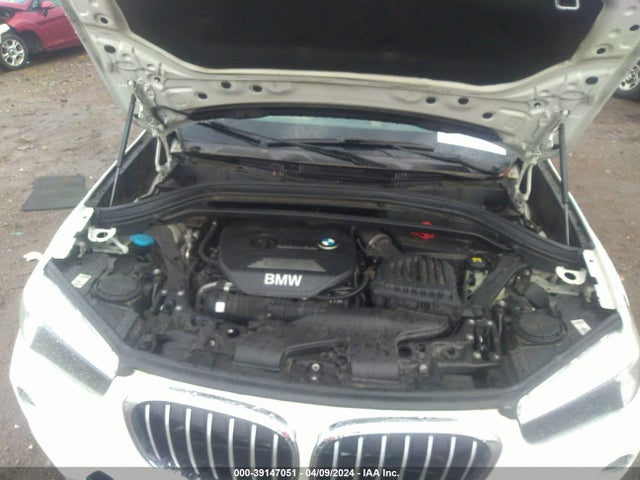 BMW X1 Xdrive28i 2017 WBXHT3C38H5F76358 Image 9