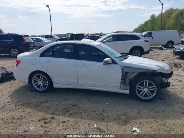 WDDGF8AB7EA952688 Mercedes-Benz C 300 Luxury 4matic/sport 4matic