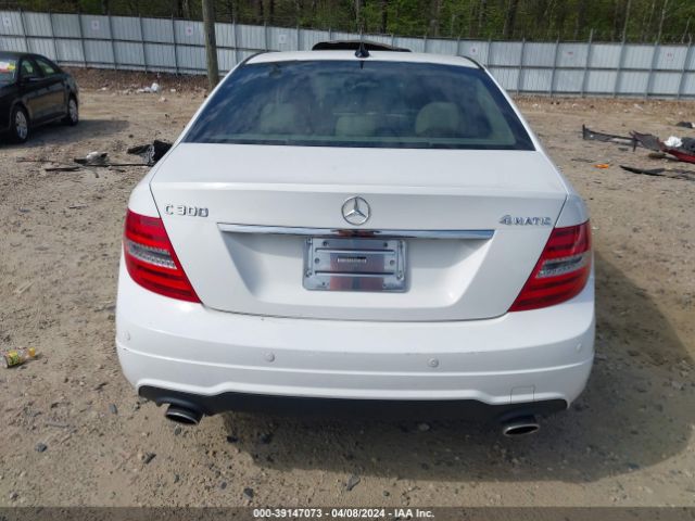 WDDGF8AB7EA952688 Mercedes-Benz C 300 Luxury 4matic/sport 4matic
