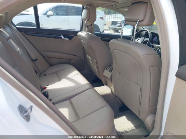 WDDGF8AB7EA952688 Mercedes-Benz C 300 Luxury 4matic/sport 4matic