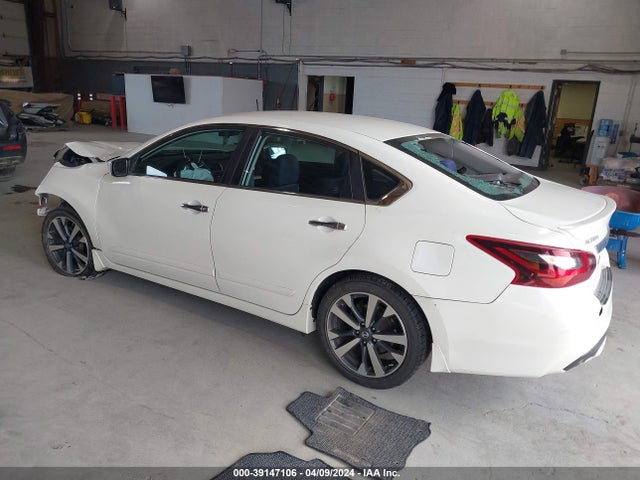 Nissan Altima 2.5 Sr 2017 1N4AL3AP9HC118900 Image 3