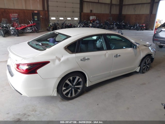 Nissan Altima 2.5 Sr 2017 1N4AL3AP9HC118900 Image 4