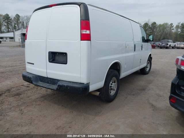 Chevrolet Express 2500 Work Van 2019 1GCWGAFP0K1155287 Image 4
