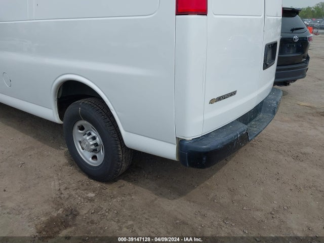 Chevrolet Express 2500 Work Van 2019 1GCWGAFP0K1155287 Image 6