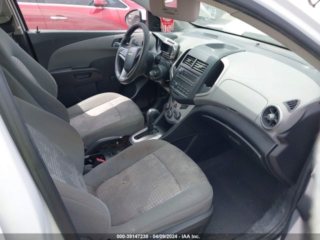 Chevrolet Sonic Ls Auto 2014 1G1JA5SH4E4228609 Image 5