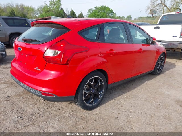 Ford FOCUS SE 2014 1FADP3K27EL373013 Image 4