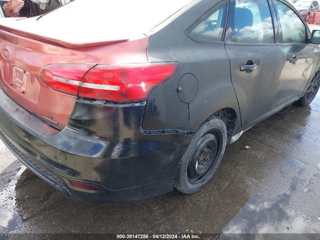 Ford FOCUS SE 2016 1FADP3F26GL211161 Image 17
