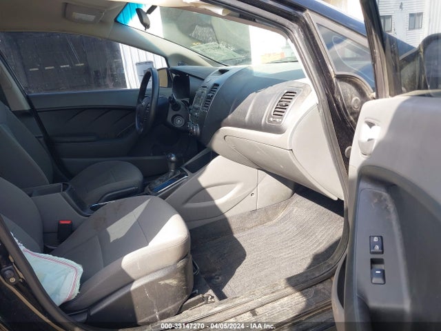 KIA FORTE LX 2018 3KPFK4A78JE231874 Image 5