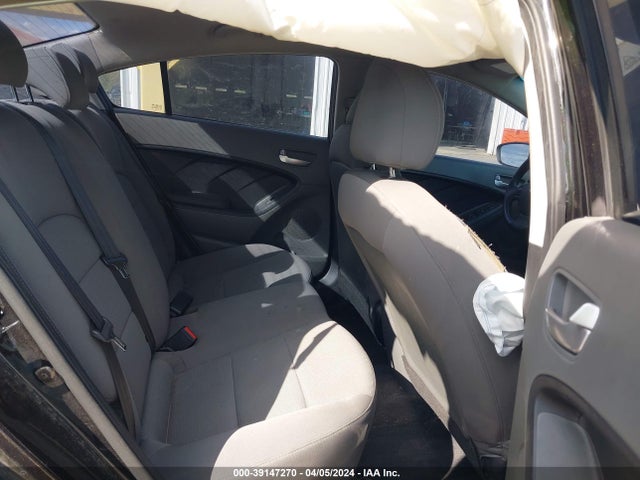 KIA FORTE LX 2018 3KPFK4A78JE231874 Image 8
