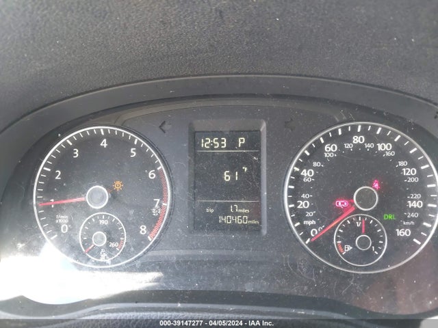 1VWAT7A33EC084203 Volkswagen Passat 1.8t S