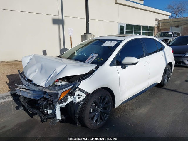 Toyota Corolla Hybrid Se 2024 JTDBCMFE7RJ019808 Image 2