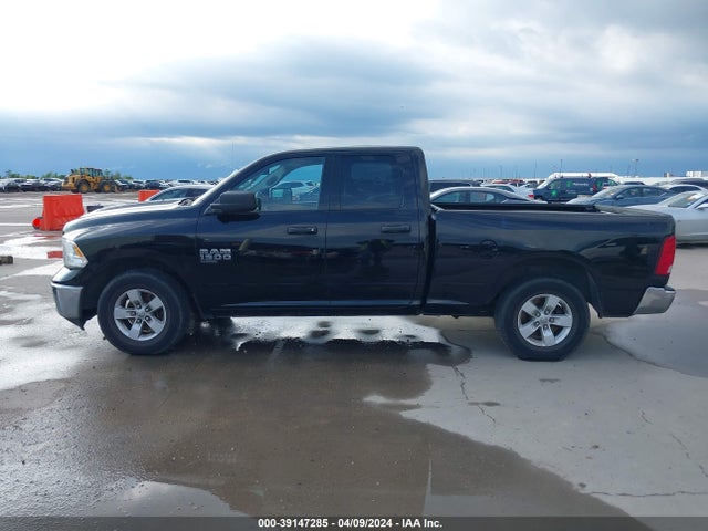 1C6RR6FG2KS712710 RAM 1500 Classic Tradesman Quad Cab 4x2 6'4 Box