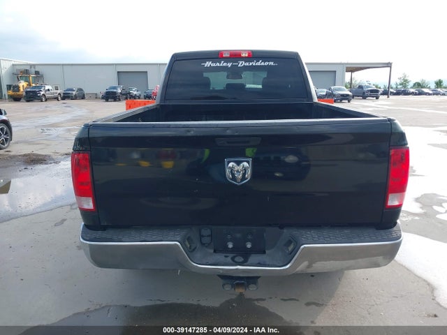 1C6RR6FG2KS712710 RAM 1500 Classic Tradesman Quad Cab 4x2 6'4 Box