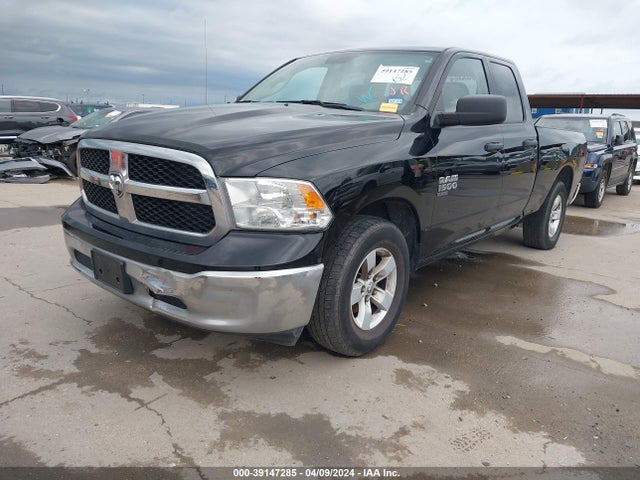 1C6RR6FG2KS712710 RAM 1500 Classic Tradesman Quad Cab 4x2 6'4 Box