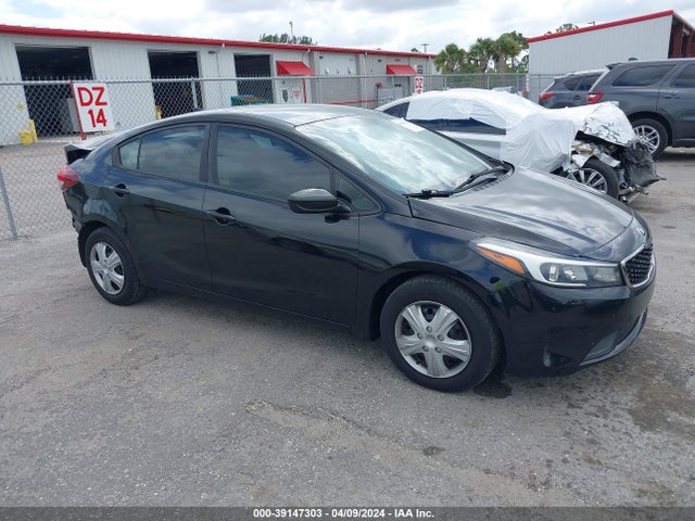 KIA FORTE LX 2018 3KPFL4A71JE193708 Image 13