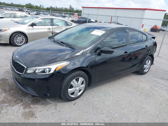 KIA FORTE LX 2018 3KPFL4A71JE193708 Image 2