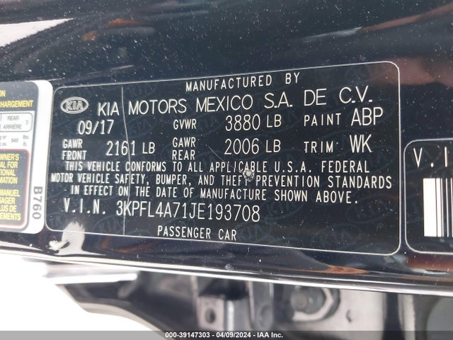 KIA FORTE LX 2018 3KPFL4A71JE193708 Image 9