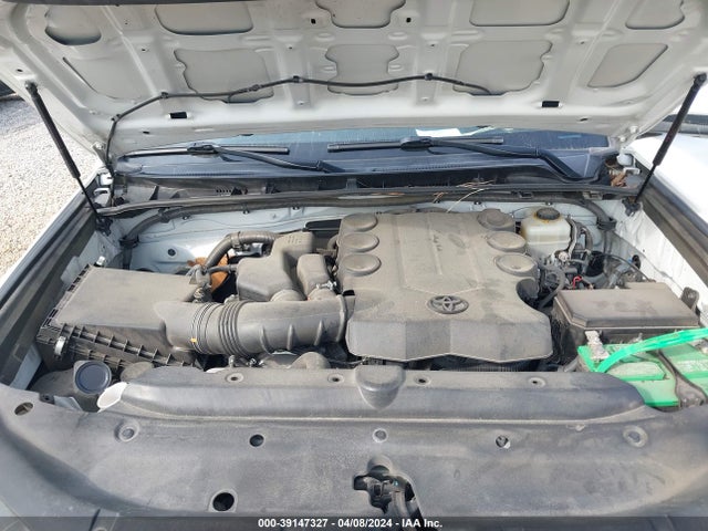 Toyota 4runner Limited 2014 JTEZU5JR9E5067952 Image 10