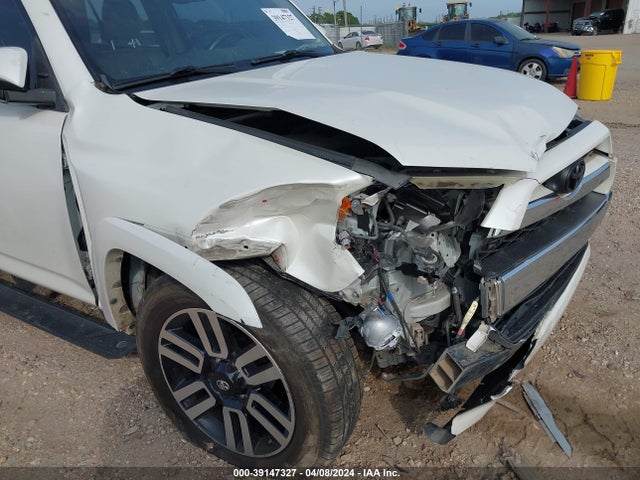 Toyota 4runner Limited 2014 JTEZU5JR9E5067952 Image 6