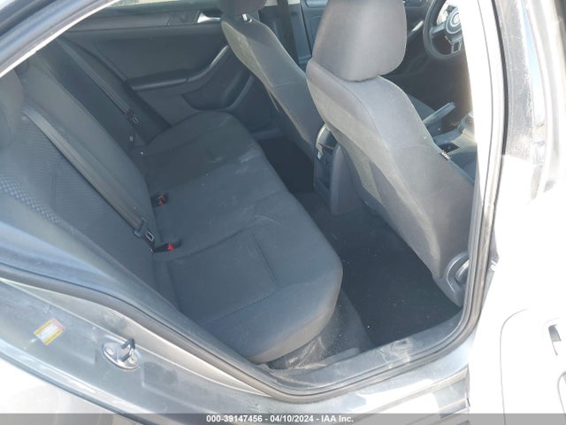 3VW2K7AJ9EM228888 Volkswagen Jetta 2.0l S