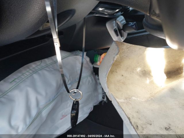 JTDKARFU7H3049839 Toyota Prius Four Touring