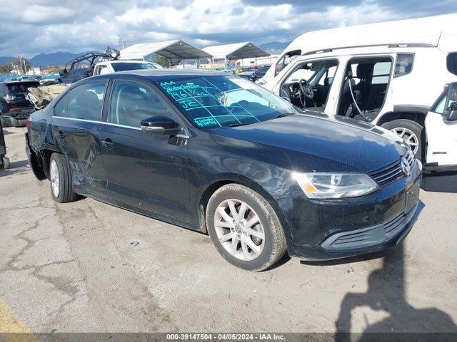 2014 3VWD17AJ0EM358084 main image