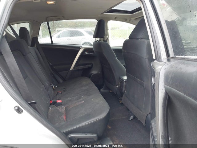 Toyota Rav4 Xle 2015 JTMRFREV0FD120137 Image 8