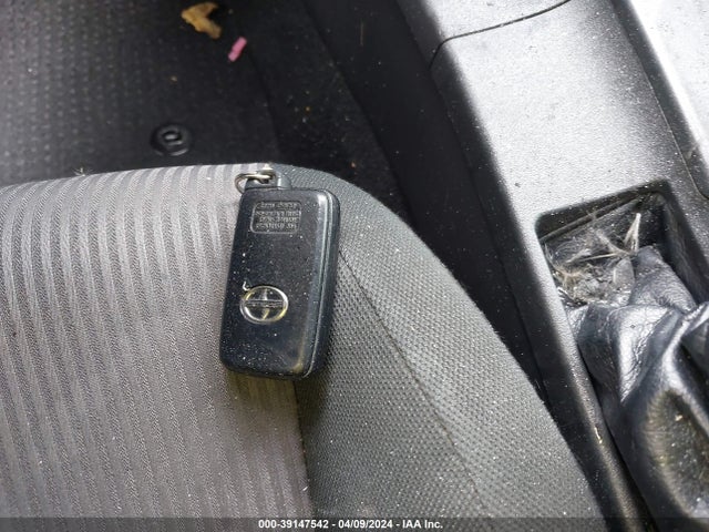 Scion TC 2016 JTKJF5C78GJ022916 Image 11