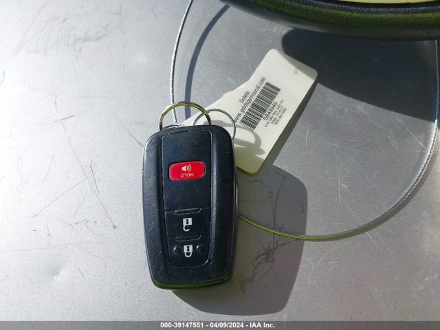 Toyota Prius Three 2016 JTDKARFU7G3023904 Image 11