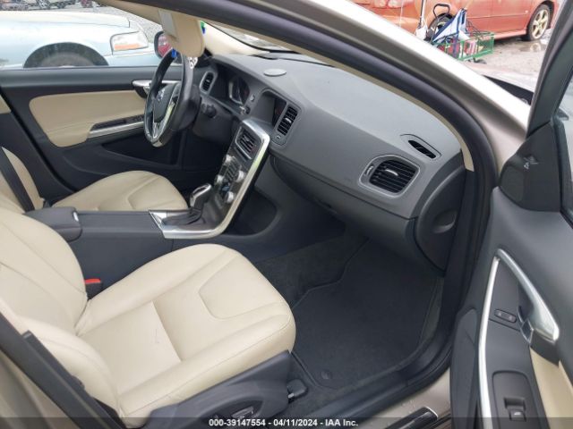 YV126MFK3G2400554 Volvo S60 T5 Drive-e Premier