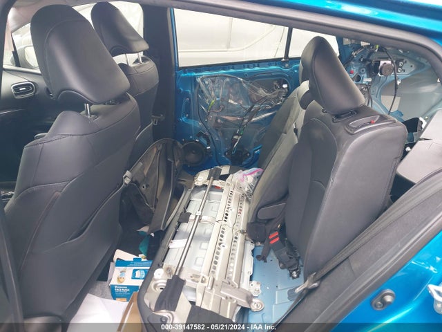 Toyota PRIUS XLE 2022 JTDKAMFU1N3189111 Image 8