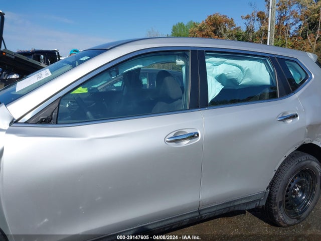 Nissan ROGUE S 2015 KNMAT2MV2FP591462 Image 15