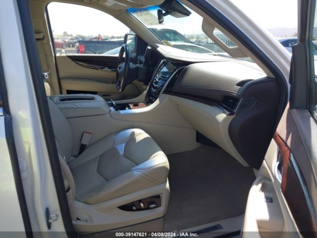 1GYS4CKJ9GR191812 Cadillac Escalade Premium Collection