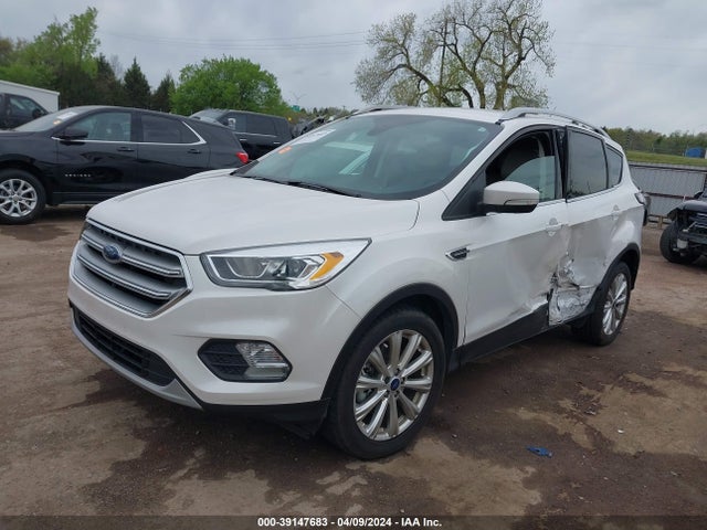 Ford Escape Titanium 2017 1FMCU0J93HUD91062 Image 2