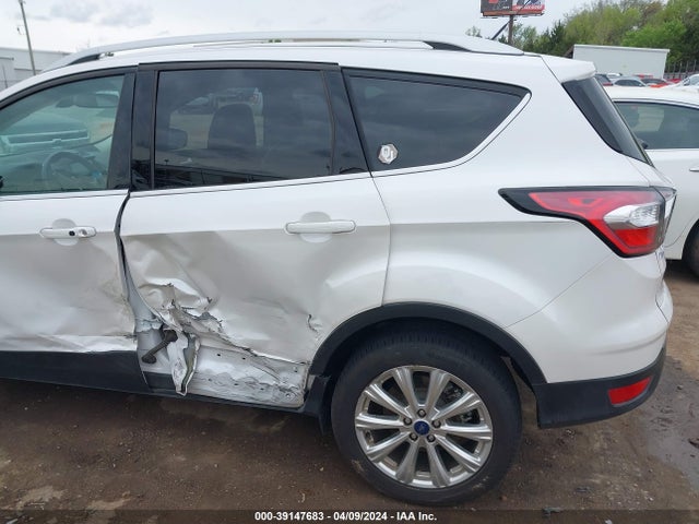 Ford Escape Titanium 2017 1FMCU0J93HUD91062 Image 6