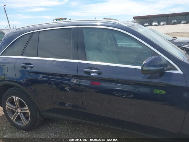 Mercedes-Benz GLC 300 2016 WDC0G4JB2GF094774 Image 13