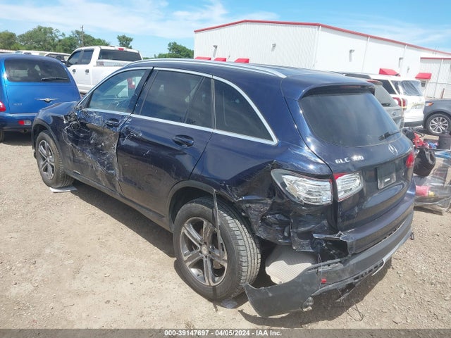Mercedes-Benz GLC 300 2016 WDC0G4JB2GF094774 Image 3