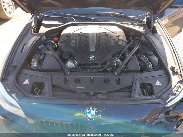 BMW 550i Xdrive 2014 WBAKP9C59ED692384 Image 10