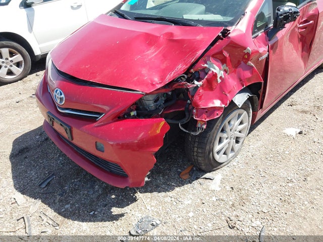 Toyota Prius V Three 2014 JTDZN3EU1E3319290 Image 13