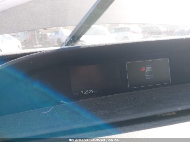 Toyota Prius Three 2018 JTDKARFU0J3553204 Image 7