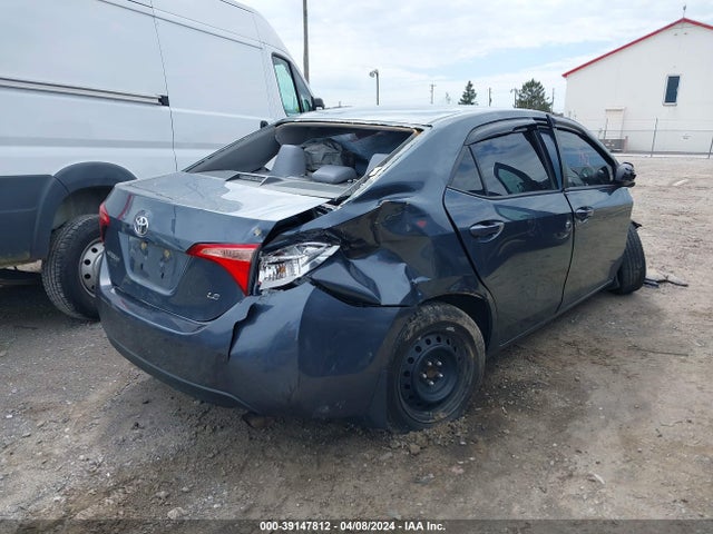 Toyota COROLLA LE 2018 2T1BURHE3JC054398 Image 4