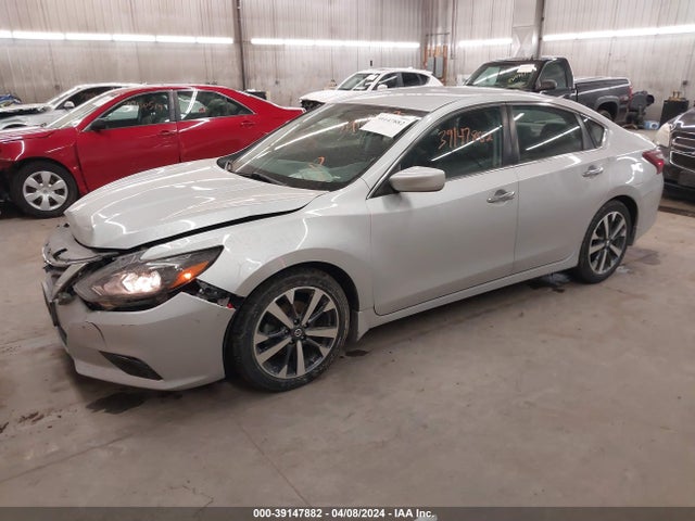 Nissan Altima 2.5 Sr 2017 1N4AL3AP9HC277173 Image 2