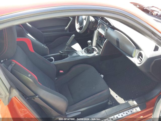 JF1ZNAA12E9708247 Scion FR-S