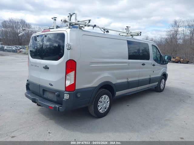Ford Transit-150 2015 1FTNE9ZMXFKA26149 Image 4