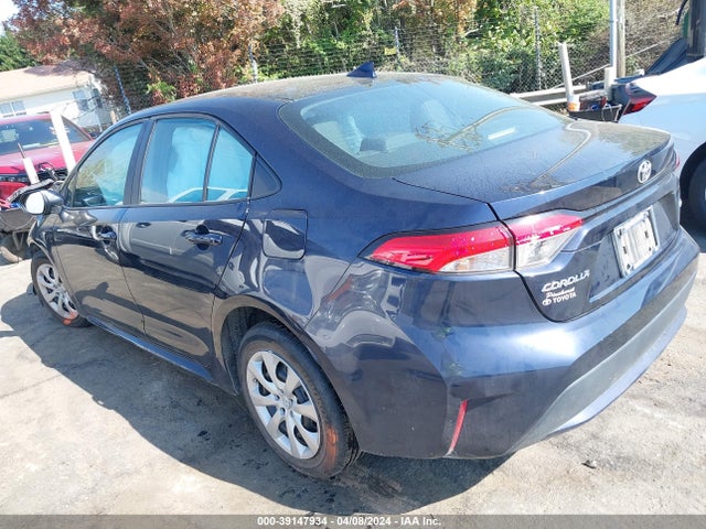 Toyota COROLLA LE 2021 5YFEPMAE2MP268305 Image 3