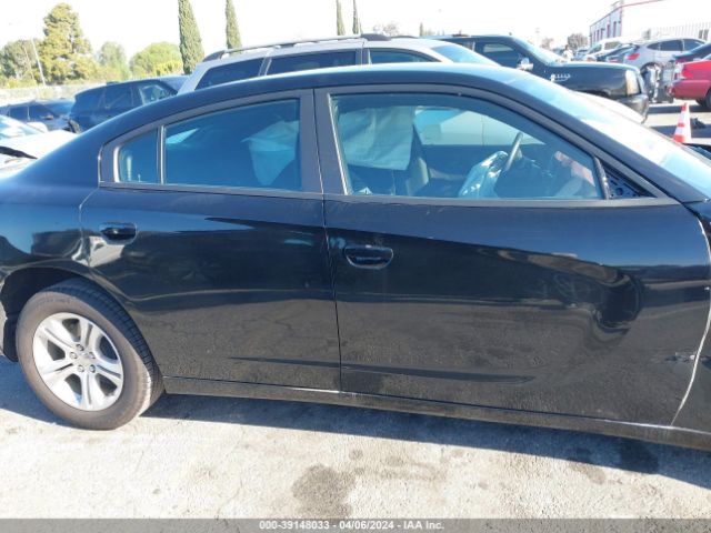 2C3CDXBG8NH220045 Dodge Charger Sxt Rwd