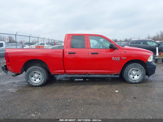 1C6RR7FT8KS576926 RAM 1500 Classic Tradesman Quad Cab 4x4 6'4 Box