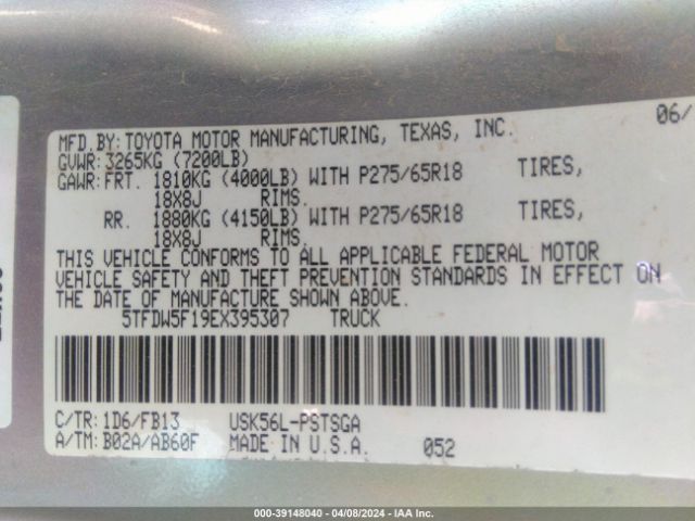 5TFDW5F19EX395307 Toyota Tundra Sr5 5.7l V8