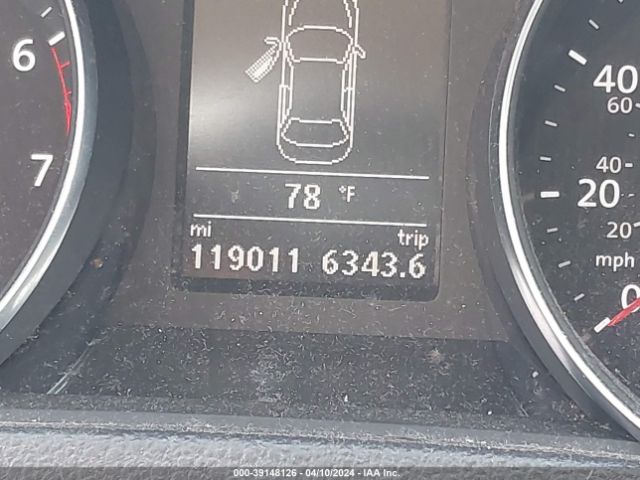 1VWBA7A35JC033483 Volkswagen Passat 2.0t Se